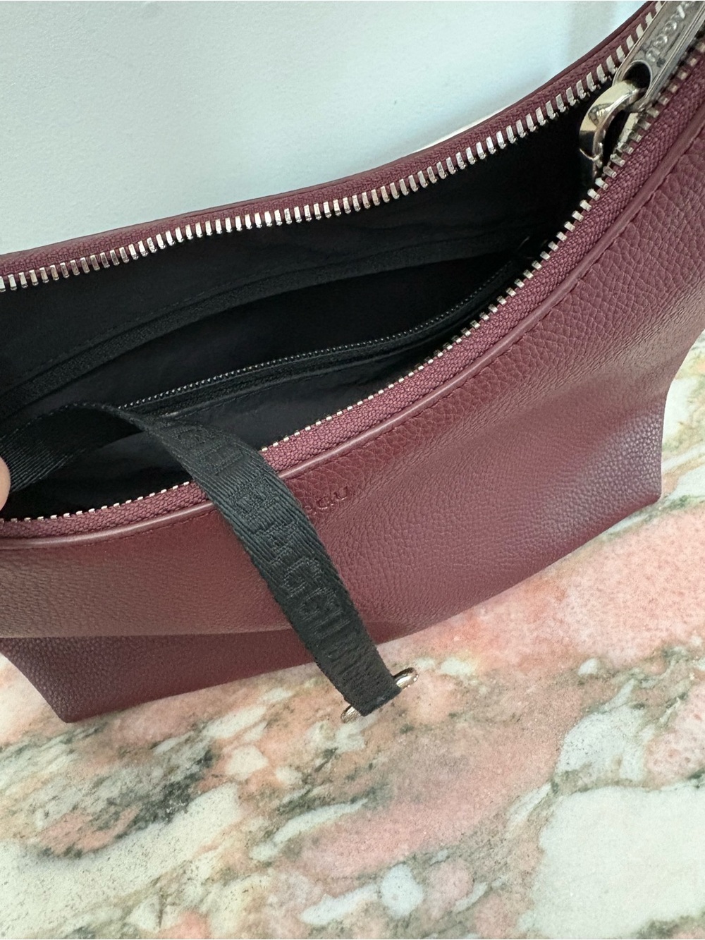 BAGGU Burgundy Leather Shoulder Bag - Picture 4 of 4
